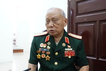 Vị tướng và chuyện chiếc xe giống như “lợn bị cắt tai” ở đường Trường Sơn