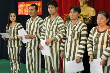 Rút quy định xóa hộ khẩu người đi tù và người xuất cảnh