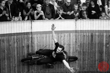 Lịch sử nghề điều khiển mô tô bay tại châu Âu