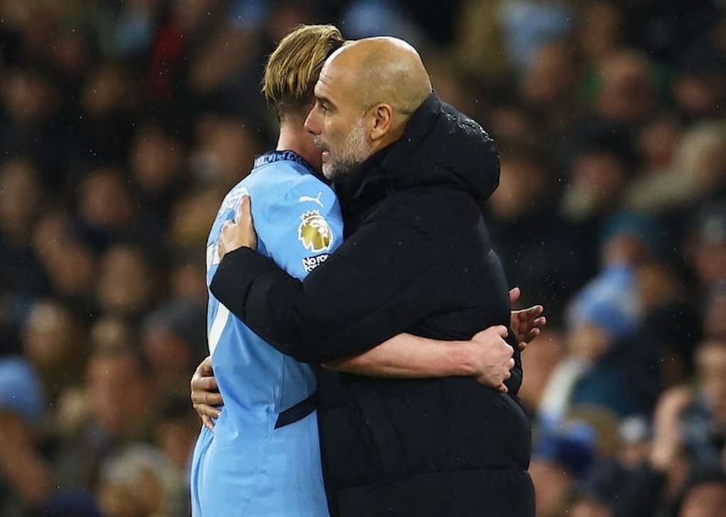HLV Guardiola: Tôi thấy thư giãn khi tiếng còi kết thúc trận đấu vang lên - 2 HLV Guardiola: Tôi thấy thư giãn khi tiếng còi kết thúc trận đấu vang lên - 2