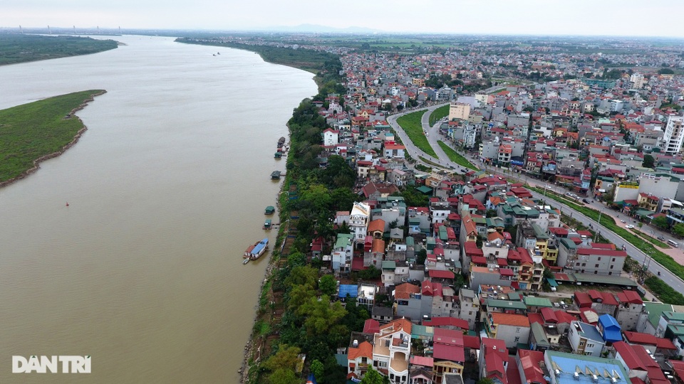 Khi nào dòng tiền chảy vào bất động sản bớt dữ dội và sốt ảo bay biến? - 1 Khi nào dòng tiền chảy vào bất động sản bớt dữ dội và sốt ảo bay biến? - 1
