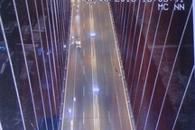 Camera ghi hình vụ tai nạn làm 3 mẹ con tử vong trên cầu Cần Thơ