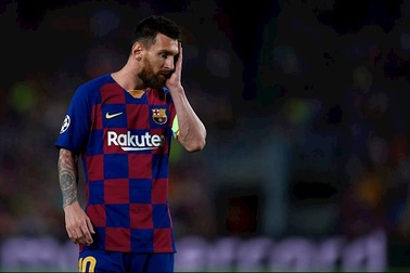 10 ngày thế giới bóng đá “rung chuyển” vì Lionel Messi