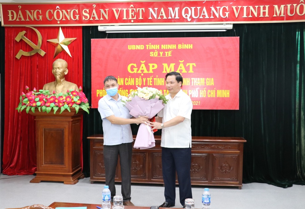 Bác sĩ chi viện TPHCM: Tổ quốc cần, em sẵn sàng lên đường cống hiến - 3 Bác sĩ chi viện TPHCM: Tổ quốc cần, em sẵn sàng lên đường cống hiến - 3
