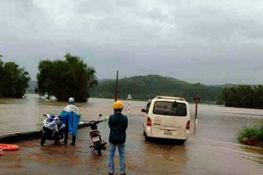 Phú Yên ngập lụt ngày 29 Tết vì mưa lớn