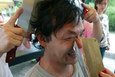 Trị bệnh bằng dao xẻ thịt