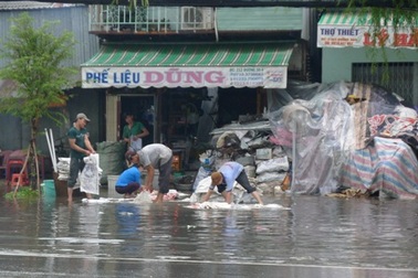 TP Cần Thơ ngập nặng sau mưa lớn