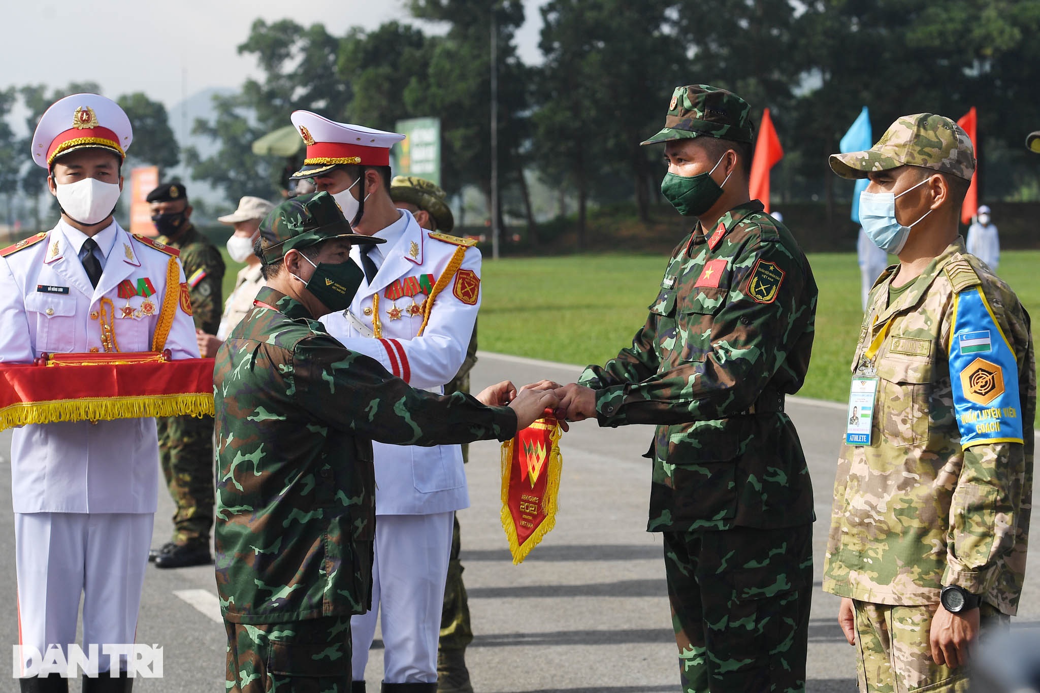 Ấn tượng hình ảnh Lễ khai mạc Army Games tại Việt Nam - 17 Ấn tượng hình ảnh Lễ khai mạc Army Games tại Việt Nam - 17