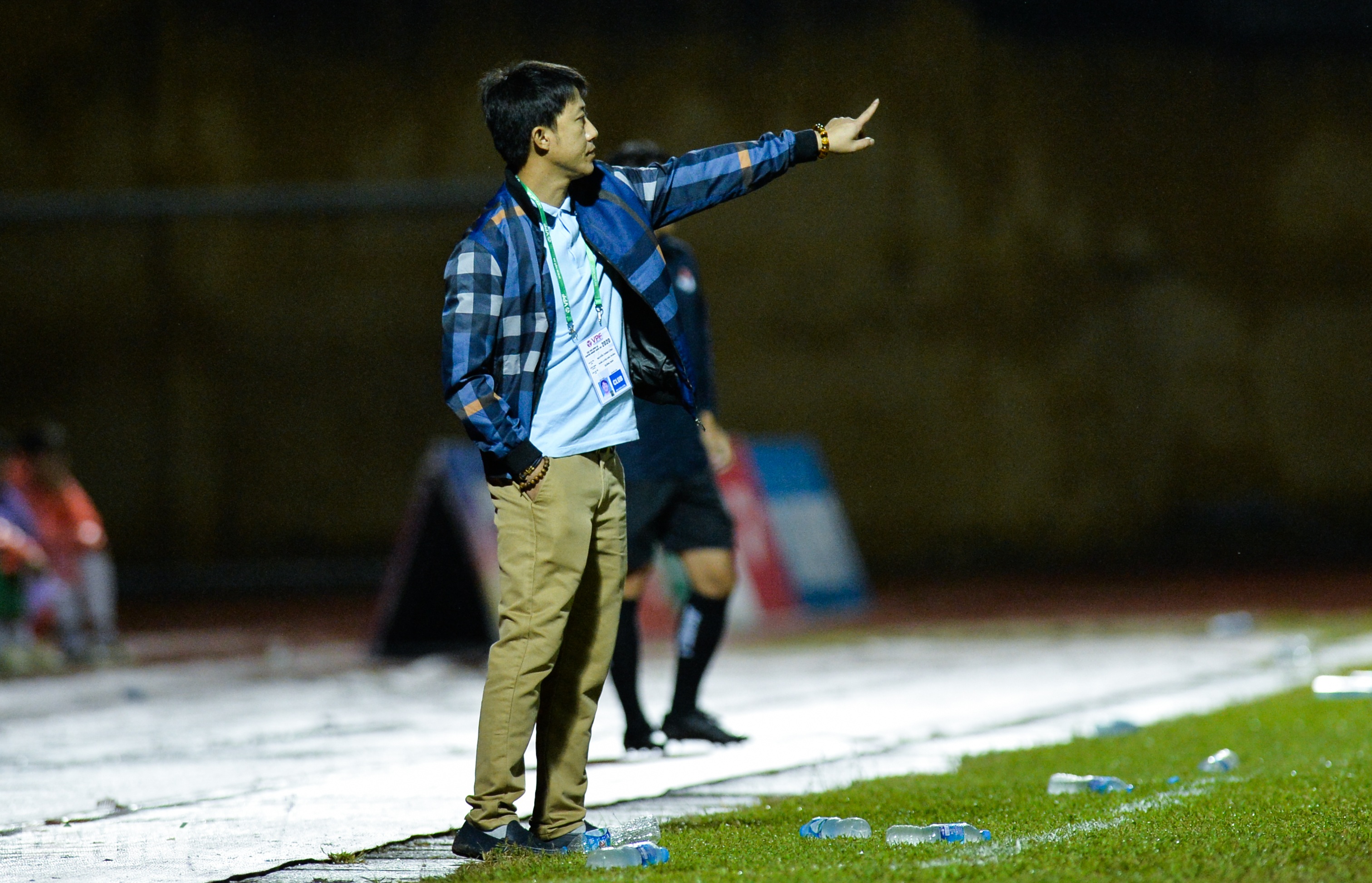 Thanh Hoá 2-1 Quảng Nam: Ngày về không trọn vẹn của HLV Nguyễn Thành Công - 9 Thanh Hoá 2-1 Quảng Nam: Ngày về không trọn vẹn của HLV Nguyễn Thành Công - 9