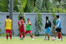 Hùng Dũng và Văn Thanh tái xuất ở buổi tập của đội tuyển Việt Nam