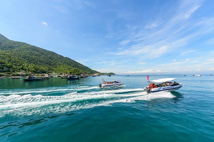 Ban quản lý khu du li5cj Cù Lao Chàm phải tăng cường ca nô, tàu cao tốc để đưa khách đến và ngược lại trong các dịp lễ tết. 