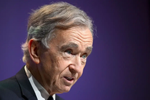 Tỷ phú thời trang mất vị trí giàu thứ 2 thế giới