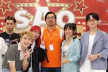 "Giáo sư Xoay" bị sinh viên "quay mòng mòng" trong show thực tế