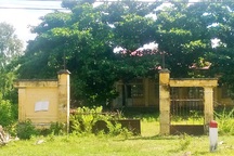 Hàng trăm phòng học bị bỏ hoang