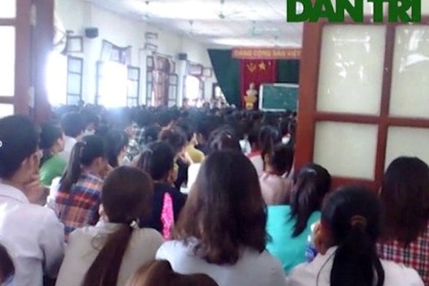 Chuyện lạ: Tập đọc ê a tại lò luyện thi ở Hà Nội