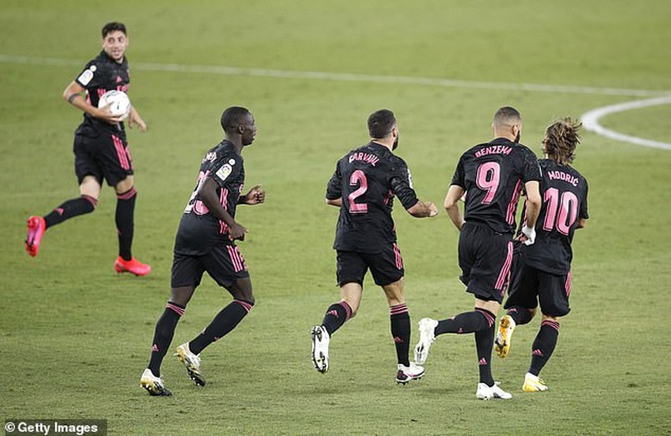 Sergio Ramos anotó, el Real Madrid ganó su primer partido en la liga - 8