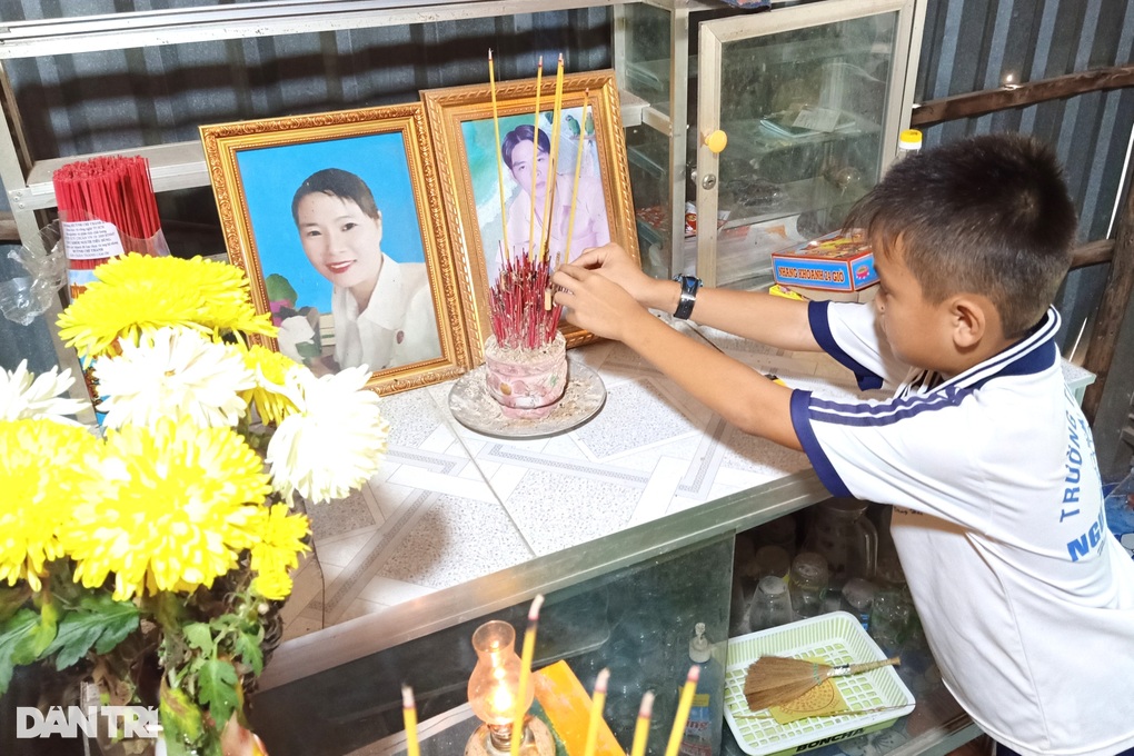 Cha mẹ mất vì Covid-19, bé 10 tuổi sống với bác trong cảnh nghèo khó - 3 Cha mẹ mất vì Covid-19, bé 10 tuổi sống với bác trong cảnh nghèo khó - 3