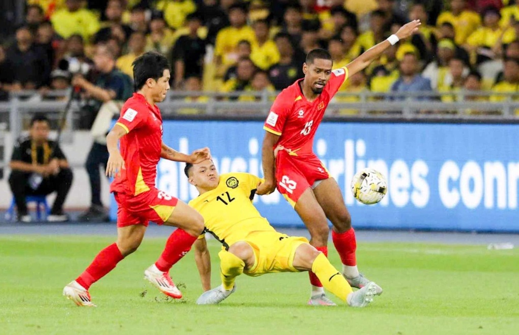 HLV Malaysia: Chúng tôi đang mơ về vòng chung kết Asian Cup 2027 - 2 HLV Malaysia: Chúng tôi đang mơ về vòng chung kết Asian Cup 2027 - 2