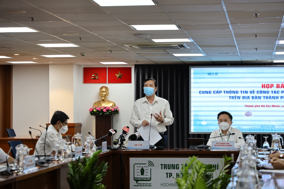 Gần 1000 ca Covid-19, TPHCM kêu gọi dân thực hiện 7 đầu việc để chặn dịch - 2 Gần 1000 ca Covid-19, TPHCM kêu gọi dân thực hiện 7 đầu việc để chặn dịch - 2