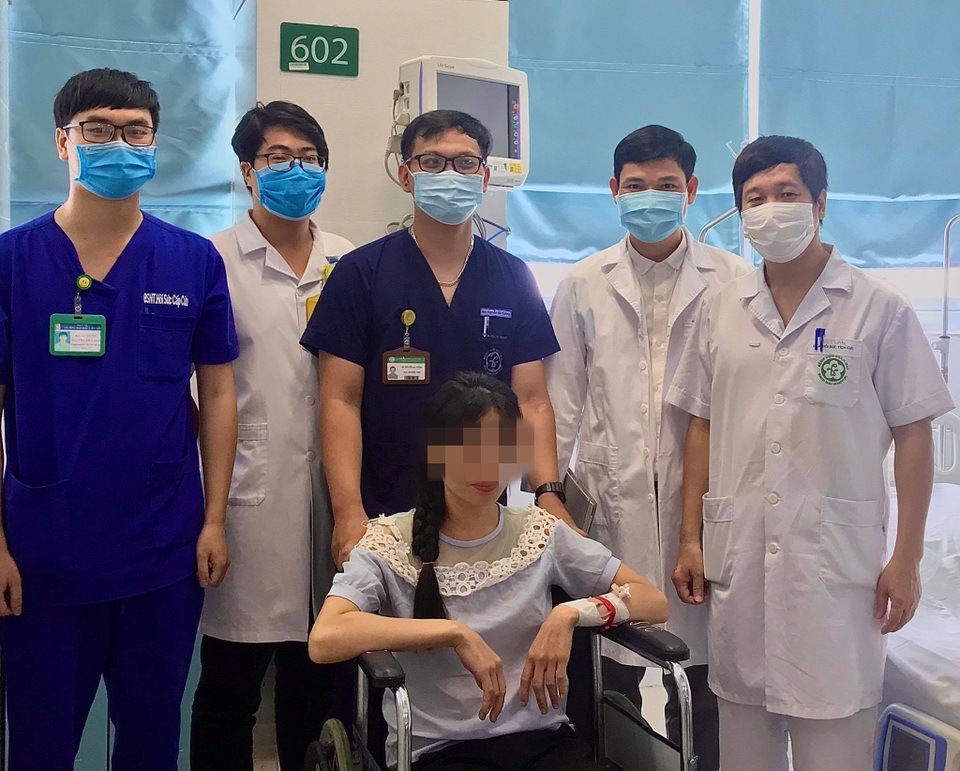 Người phụ nữ hồi sinh kỳ diệu dù ngừng tim 60 phút, sốc điện 2 lần - 4 Người phụ nữ hồi sinh kỳ diệu dù ngừng tim 60 phút, sốc điện 2 lần - 4