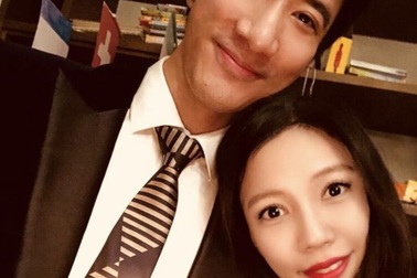 Tổ ấm hạnh phúc và người vợ giàu đức hi sinh của Vương Lực Hoành