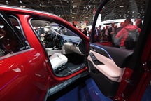 Niềm tự hào VinFast và “mối nhục” cái bulong