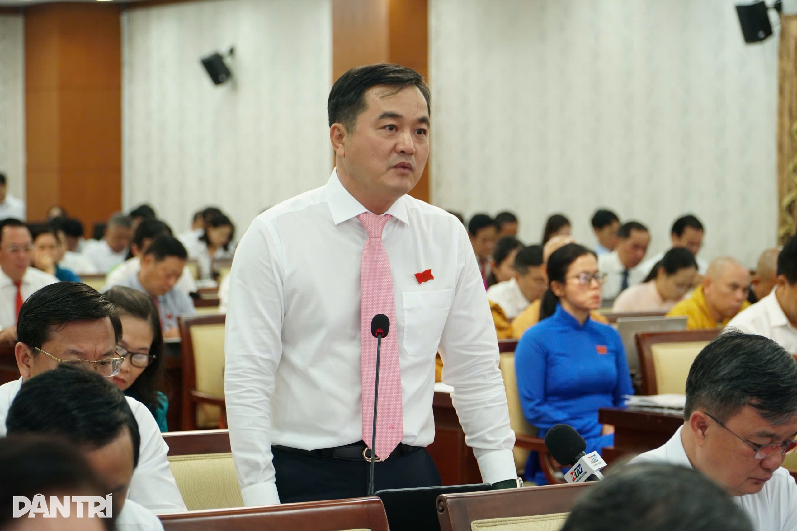 Đại biểu băn khoăn việc bãi bỏ nghị quyết di dời cơ sở gây ô nhiễm ở TPHCM - 2