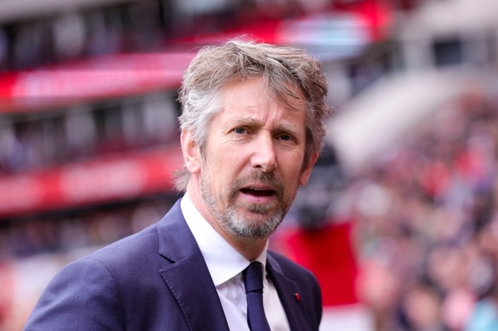 Thủ môn huyền thoại của Man Utd nhập viện vì xuất huyết não - 1 Thủ môn huyền thoại của Man Utd nhập viện vì xuất huyết não - 1