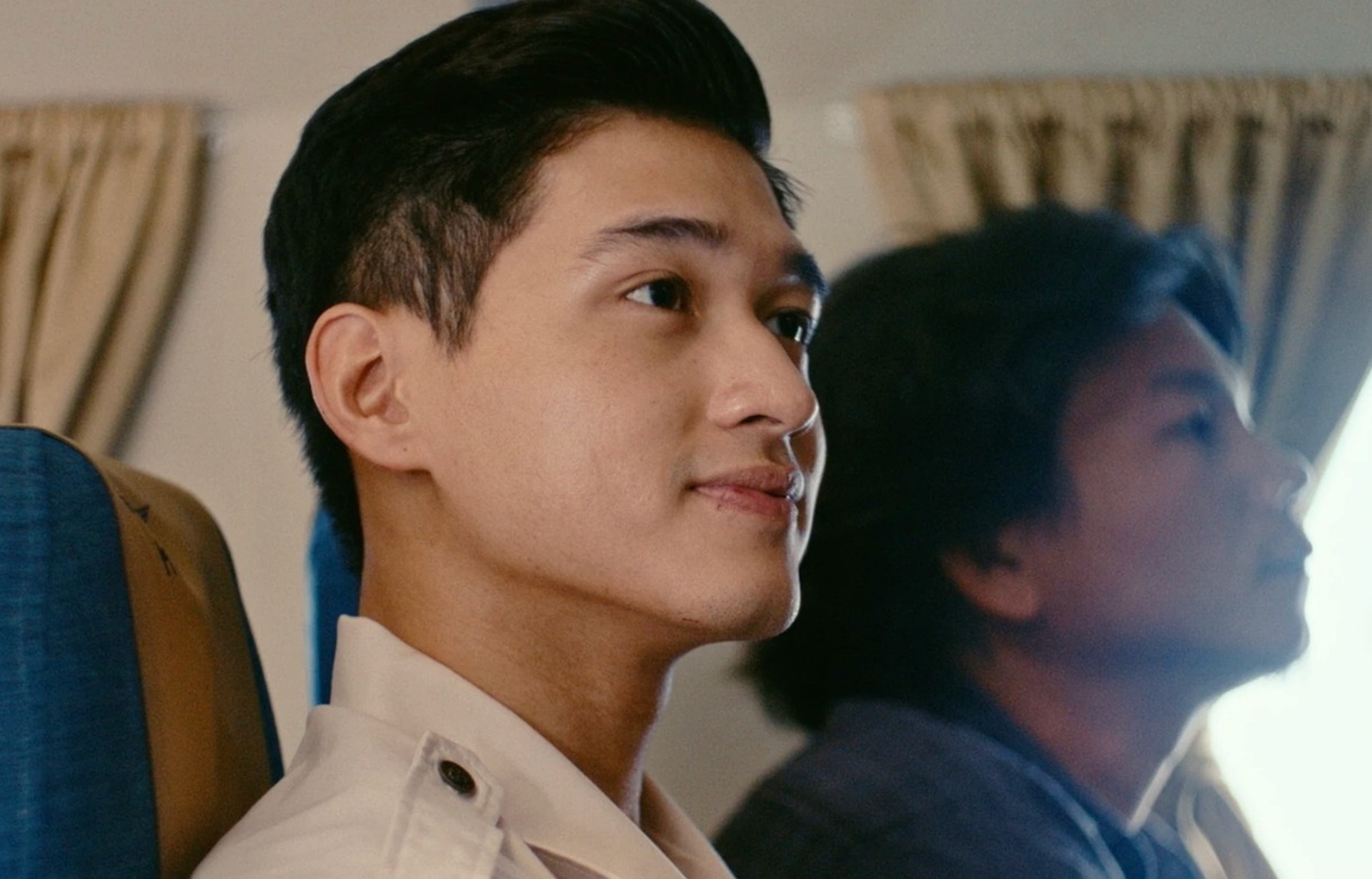 Dàn diễn viên điển trai, 6 múi tranh đấu trong phim Tử chiến trên không - 11 Dàn diễn viên điển trai, 6 múi tranh đấu trong phim Tử chiến trên không - 11