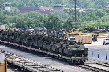 Hơn 3.000 tấn khí tài tham gia lễ duyệt binh ở Mỹ