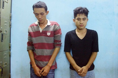 Quăng xe đạp cản đường 2 tên trộm xe máy