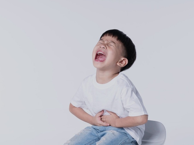 Trẻ bị nhiễm giun gây hệ luỵ xấu cho sức khoẻ.