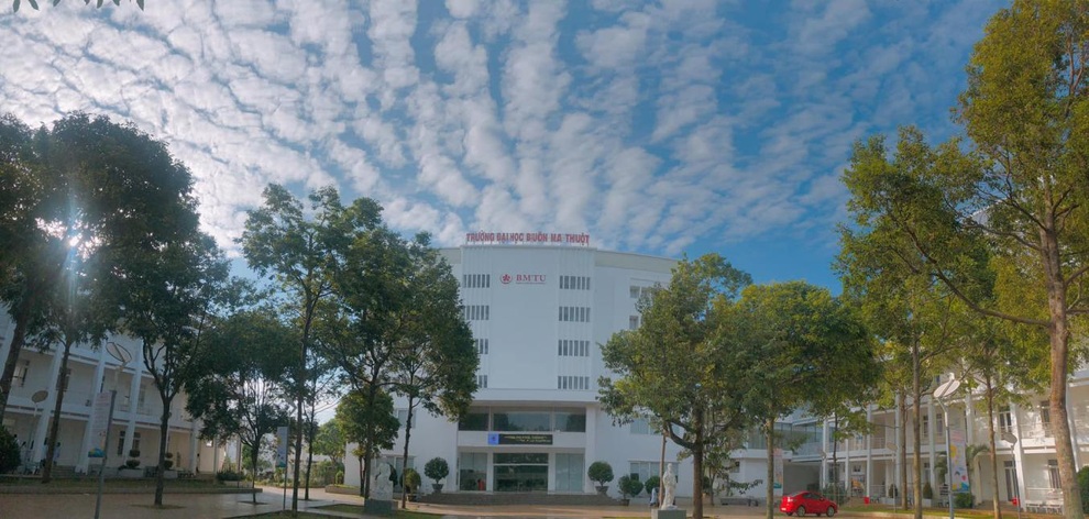 Đại học Buôn Ma Thuột - hành trình đào tạo nguồn nhân lực y tế chất lượng - 1 Đại học Buôn Ma Thuột - hành trình đào tạo nguồn nhân lực y tế chất lượng - 1