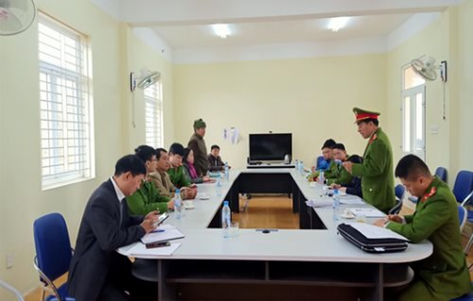 Bắt tạm giam nguyên Bí thư Đảng ủy và Chủ tịch MTTQ xã  - 1 Bắt tạm giam nguyên Bí thư Đảng ủy và Chủ tịch MTTQ xã  - 1