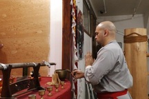 “Trận thách đấu của cao thủ Flores phải có giấy phép phòng khi có sự cố!”