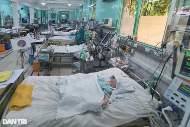 Hàng chục trẻ chấn thương cận Tết: Té xe đạp điện, bé gái vỡ thận nguy kịch