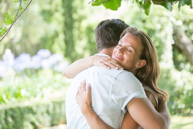 Dấu hiệu chàng thật lòng yêu bạn