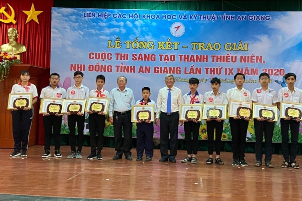 31 sản phẩm xuất sắc tại Hội thi sáng tạo thiếu niên, nhi đồng An Giang - 2