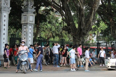 Hướng dẫn viên “chui” né thanh tra như thế nào?