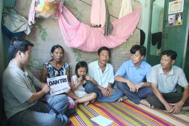 Người mẹ bệnh tật đã có đủ tiền cho ca mổ lấy sỏi thận