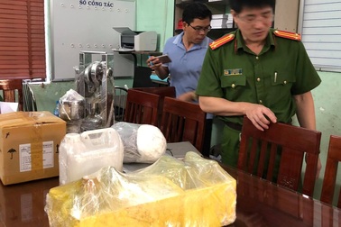 Phát hiện “xưởng” sản xuất thuốc lắc từ thuốc Tây