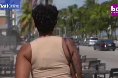 “Siêu vòng 3” Courtney Barnes