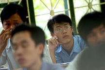 Lựa chọn nhóm trường xét tuyển NV2