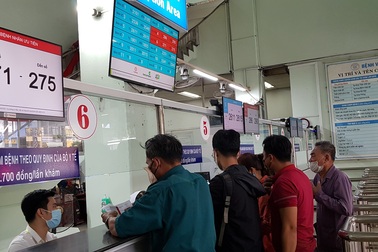 Dùng thẻ khám bệnh để chống “cò bệnh viện” và nạn móc túi