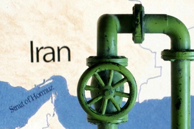 Hormuz căng như dây đàn: Thế giới nín thở chờ "giọt dầu tràn ly"