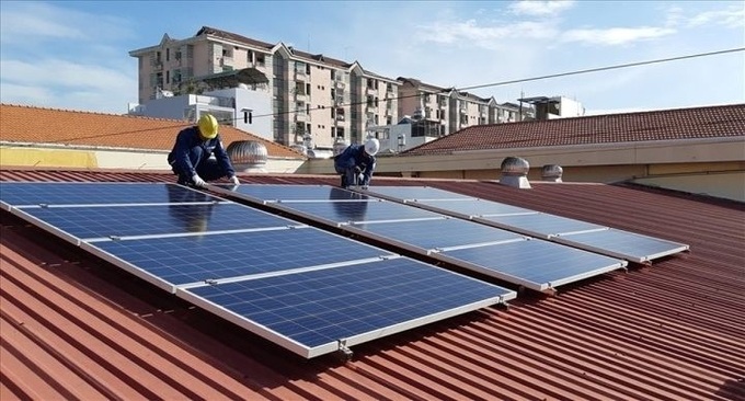 Tỉnh phấn đấu đến năm 2030 có 50% nhà dân sử dụng điện mặt trời mái nhà tự sản, tự tiêu. Ảnh minh hoạ