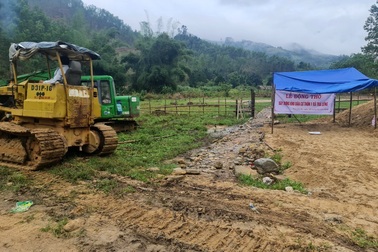 Khởi công khu tái định cư cho đồng bào bị sạt lở Trà Leng