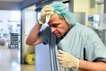 125 bác sĩ tử vong, gần 17.000 nhân viên y tế mắc Covid-19 tại Italia