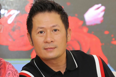 Bằng Kiều có bạn gái mới, vừa lên chức bố lần 4 ở tuổi U50