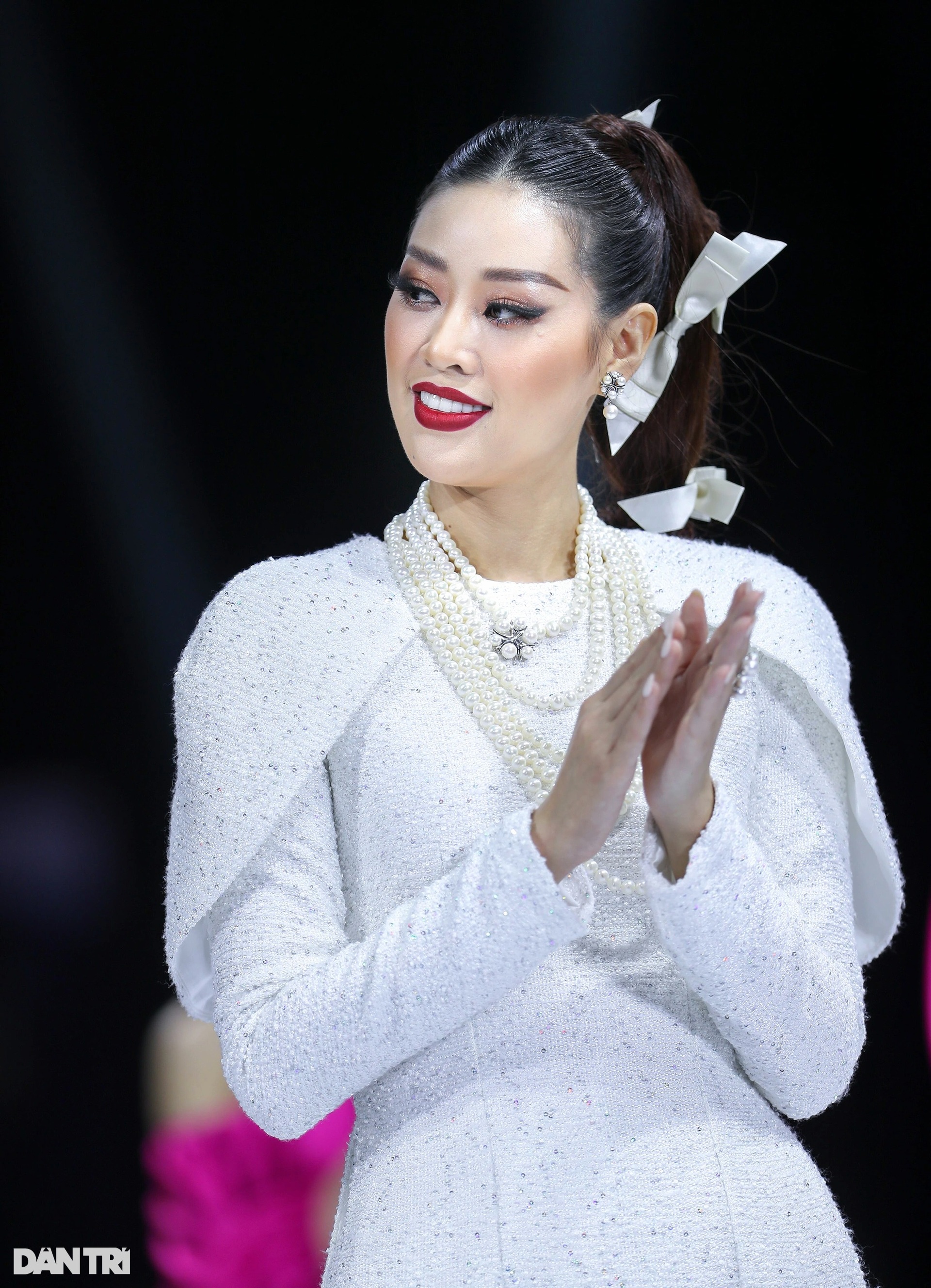 Hương Giang Idol, Thanh Hằng bùng nổ ở Tuần lễ Thời trang Việt Nam 2021 - 6